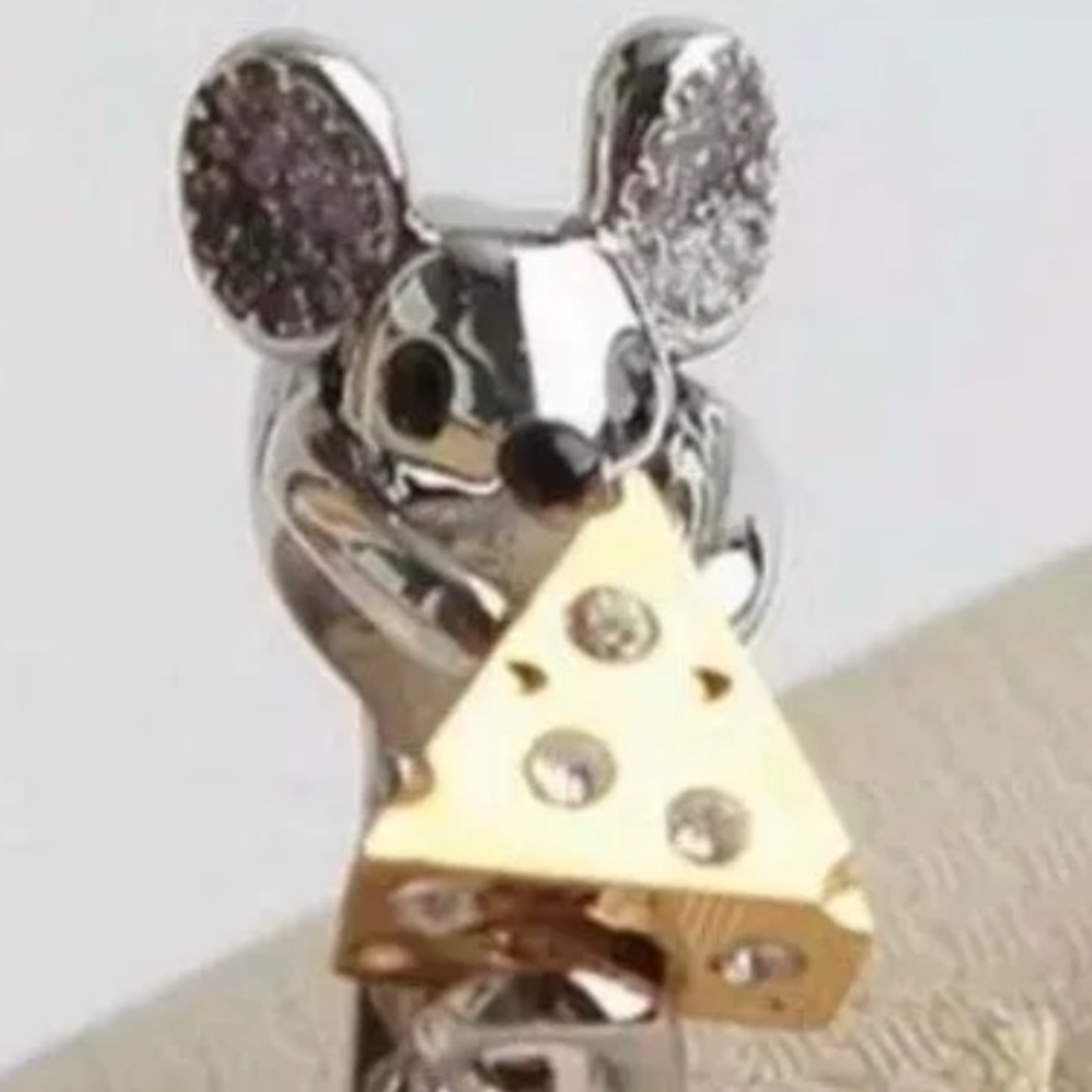 Kate Spade Year of the Rat Ring 🐭 🧀 - Picture 2 of 7